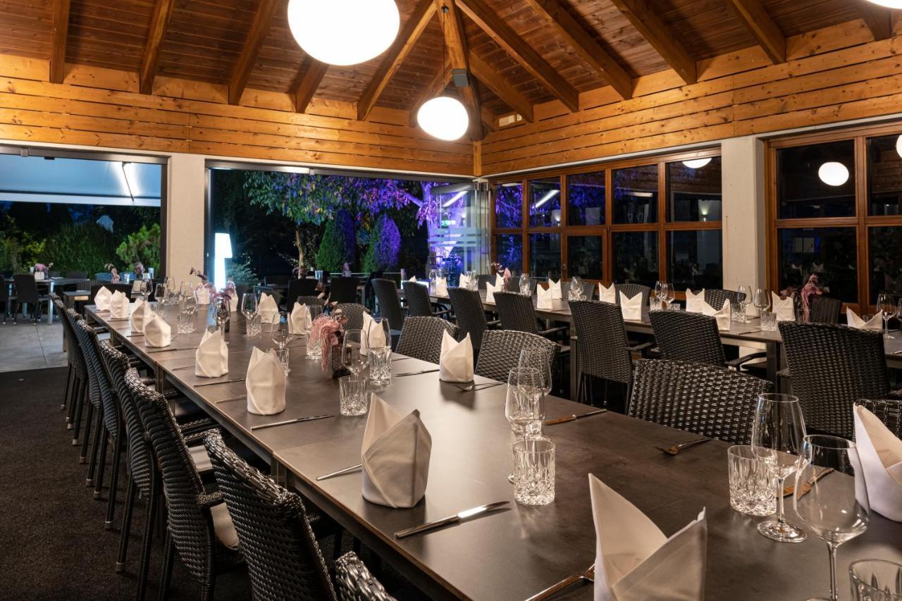 Hotel Restaurant Zehn-Brunnen Renningen Exterior photo